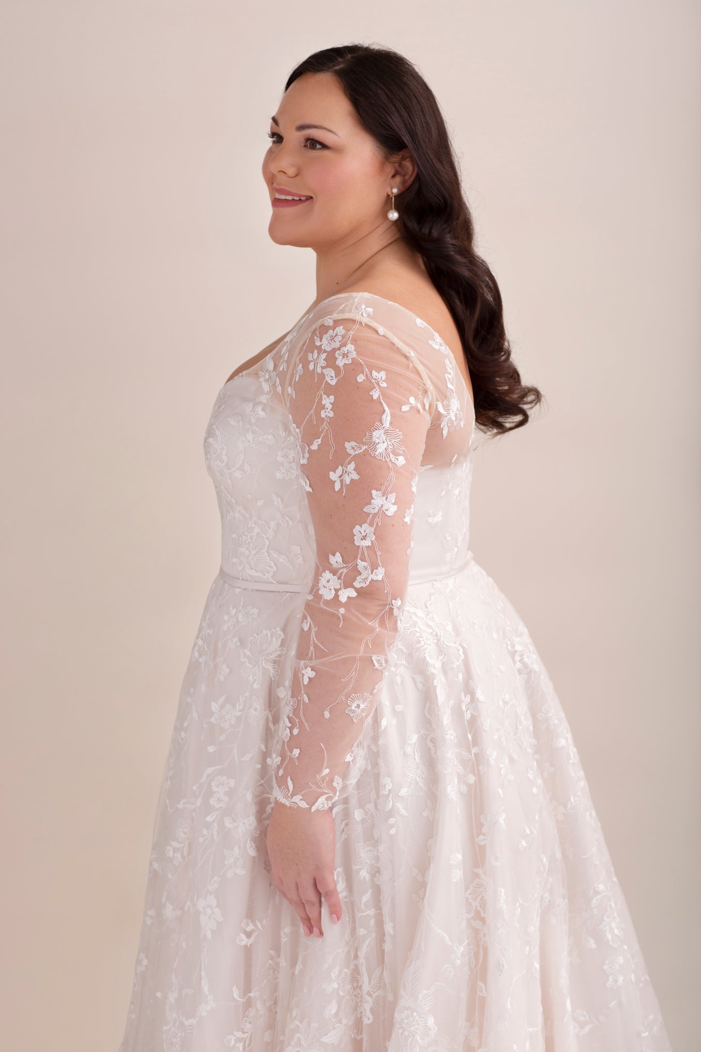 Lace Ball Gown Wedding Dress with Sweetheart Neckline and Long Sleeves