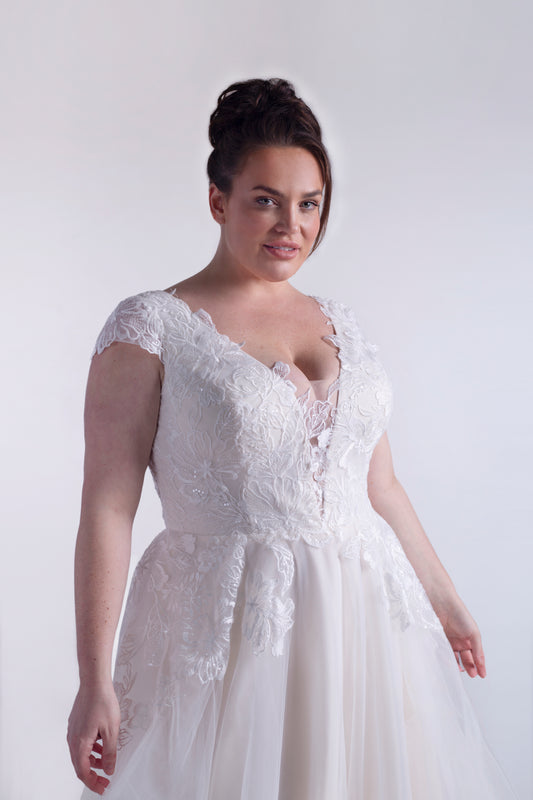 Ballgown Lace Wedding Dress
