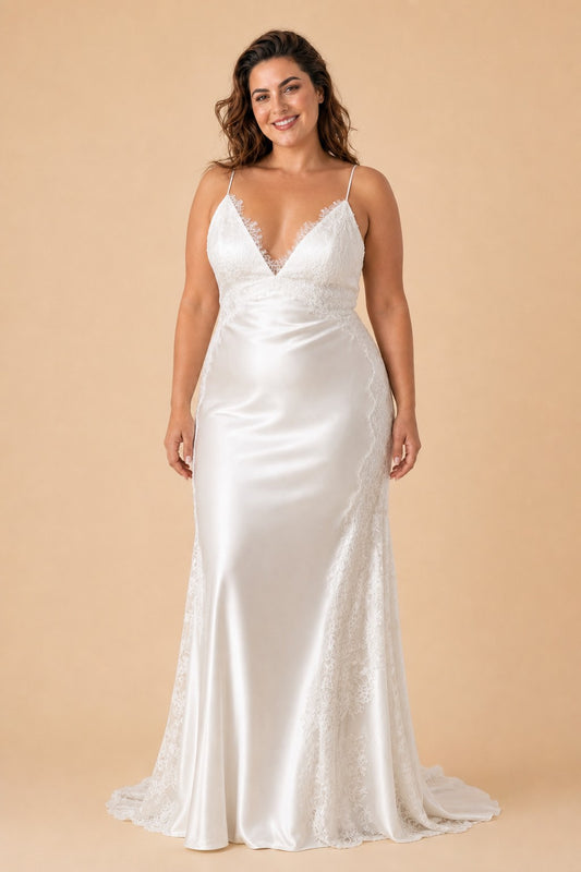 Plus Size V-Neck Wedding Dress with Delicate Lace Applique and Stunning Backless Bridal Gown
