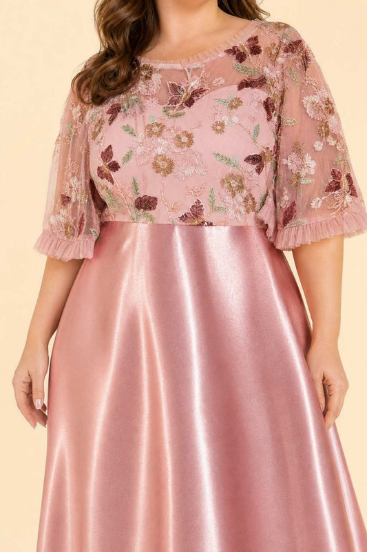 Plus Size Formal Prom Dress with Sequin Embroidery and A-Line Skirt