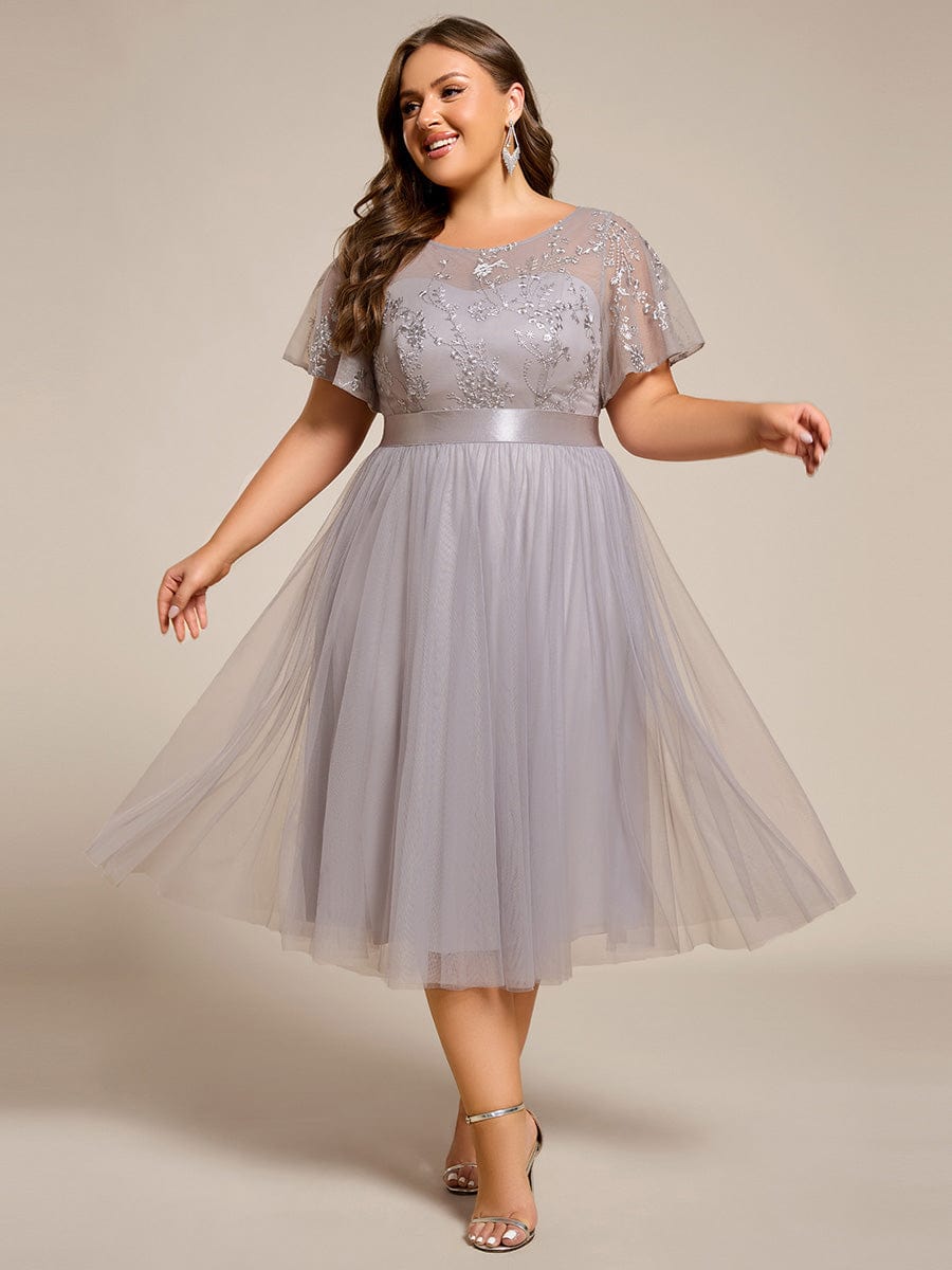 Plus Size Round Neckline Embellished Tulle Midi Bridesmaid Dress