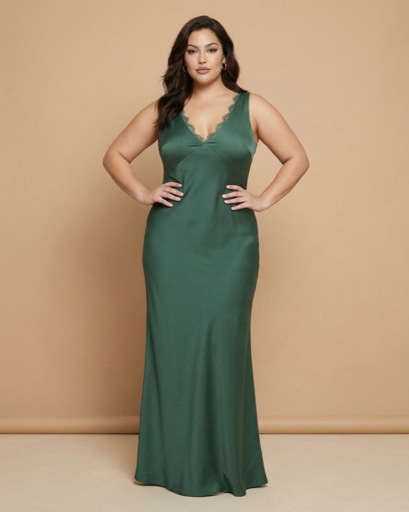 Silvarelle Modern Plus Size Sheath Bridesmaid Dress in Stretch Satin for Formal Wedding -N0357
