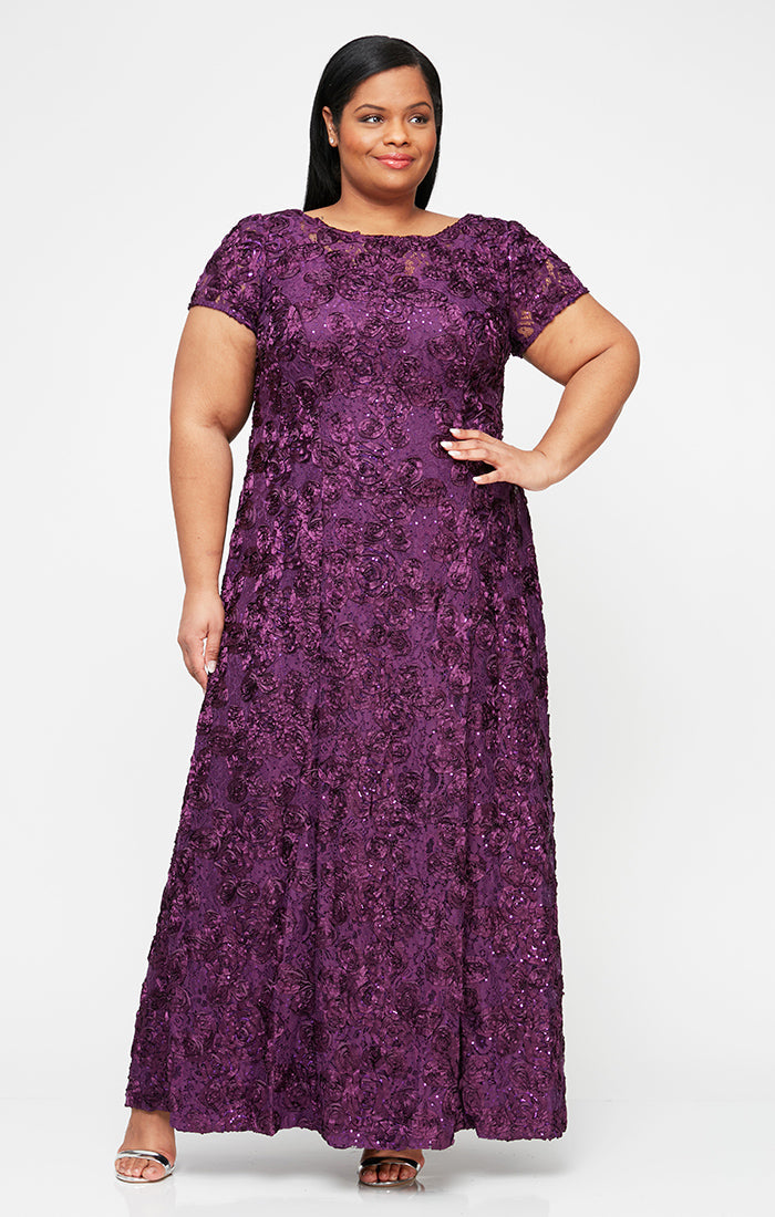 Plus Evelyn Rosette Lace Long Gown