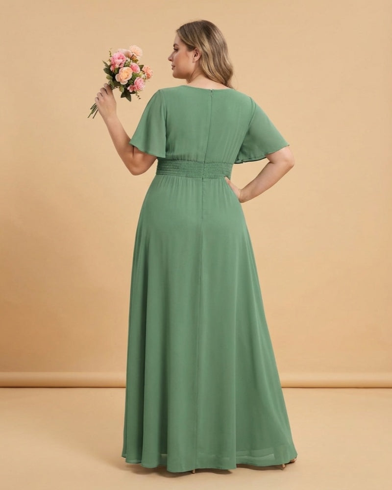 Petaline Elegant Plus Size Bridesmaid Dress with Pleated A-Line Silhouette N0323