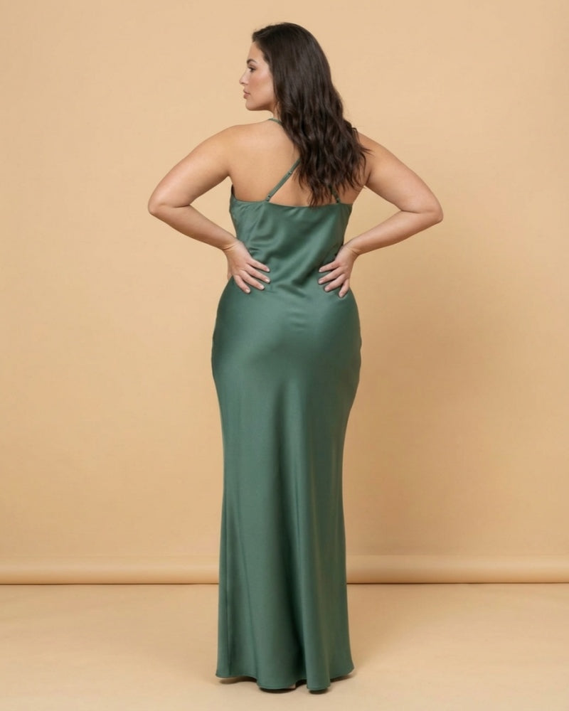 Silvarelle Modern Plus Size Sheath Bridesmaid Dress in Stretch Satin for Formal Wedding -N0357