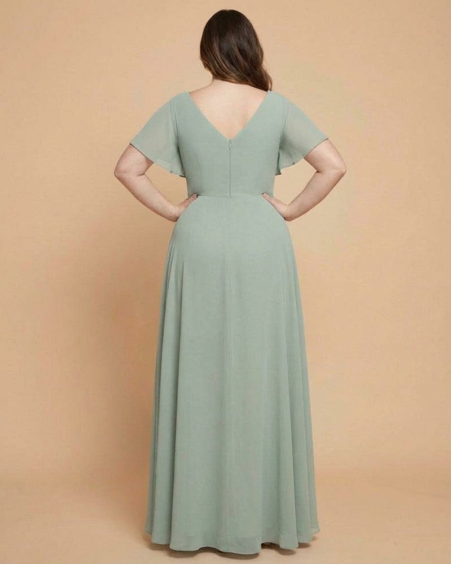 Avenleigh Plus Size Elegant A-Line Chiffon Bridesmaid Dress with Flowing Skirt -N0334