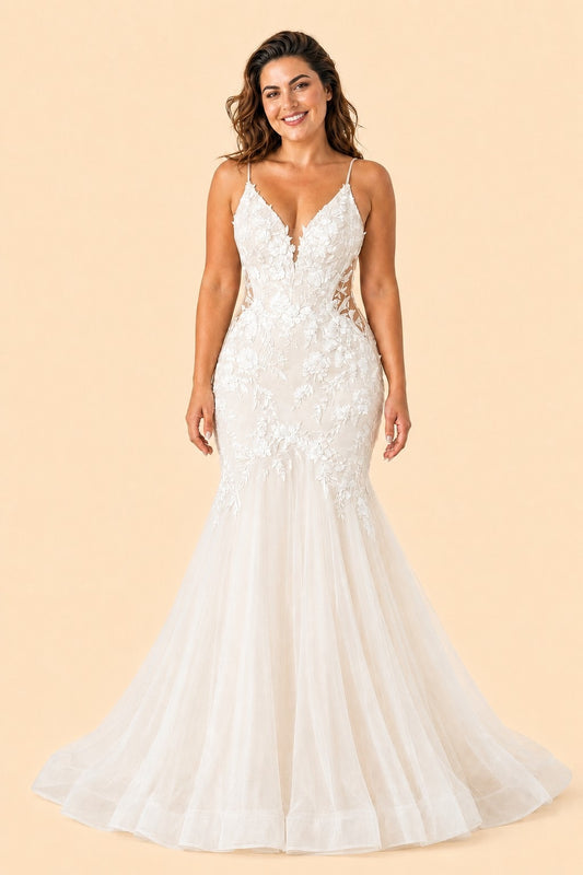 Romantic Plus Size Backless Wedding Dress with Floral Embroidery