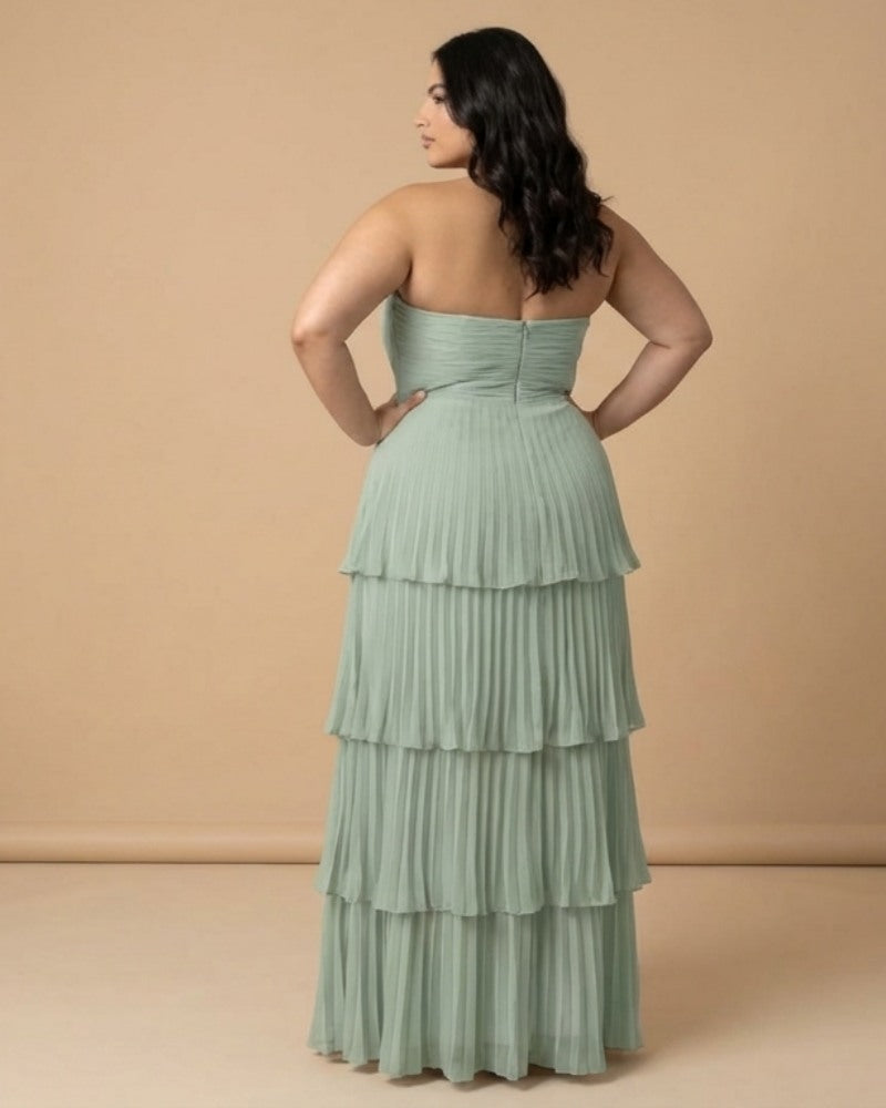 Chantarae Romantic Plus Size A Line Bridesmaid Dress with Sweetheart Neckline and Ruffles -N0369