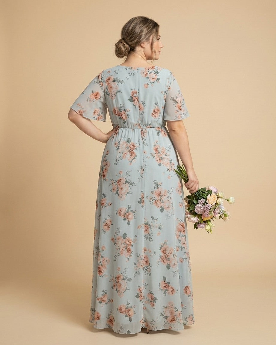 Petaline Minimalist Plus Size Bridesmaid Dress with Soft Pleats for Wedding N0325