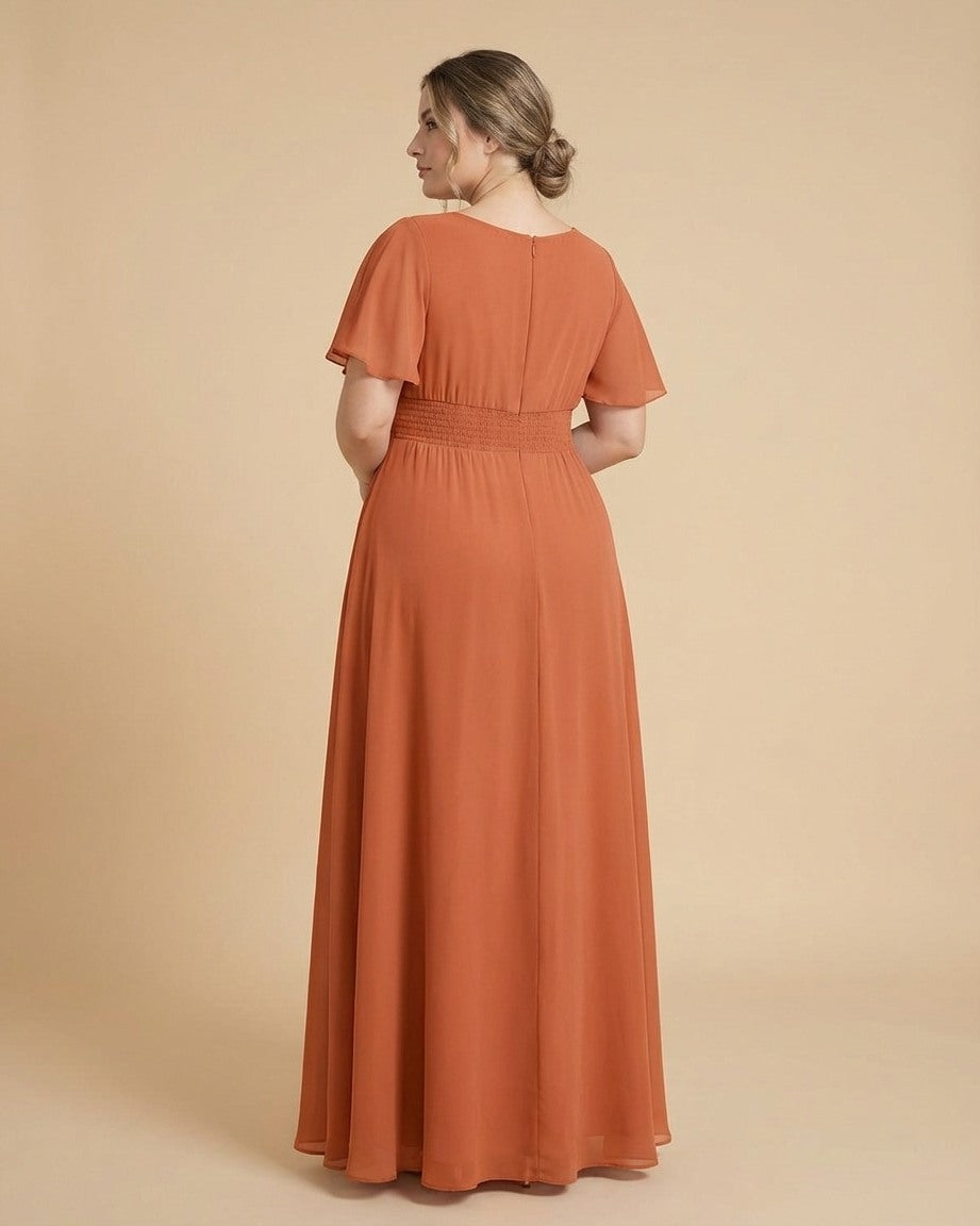 Petaline Minimalist Plus Size Bridesmaid Dress with Soft Pleats for Wedding N0325
