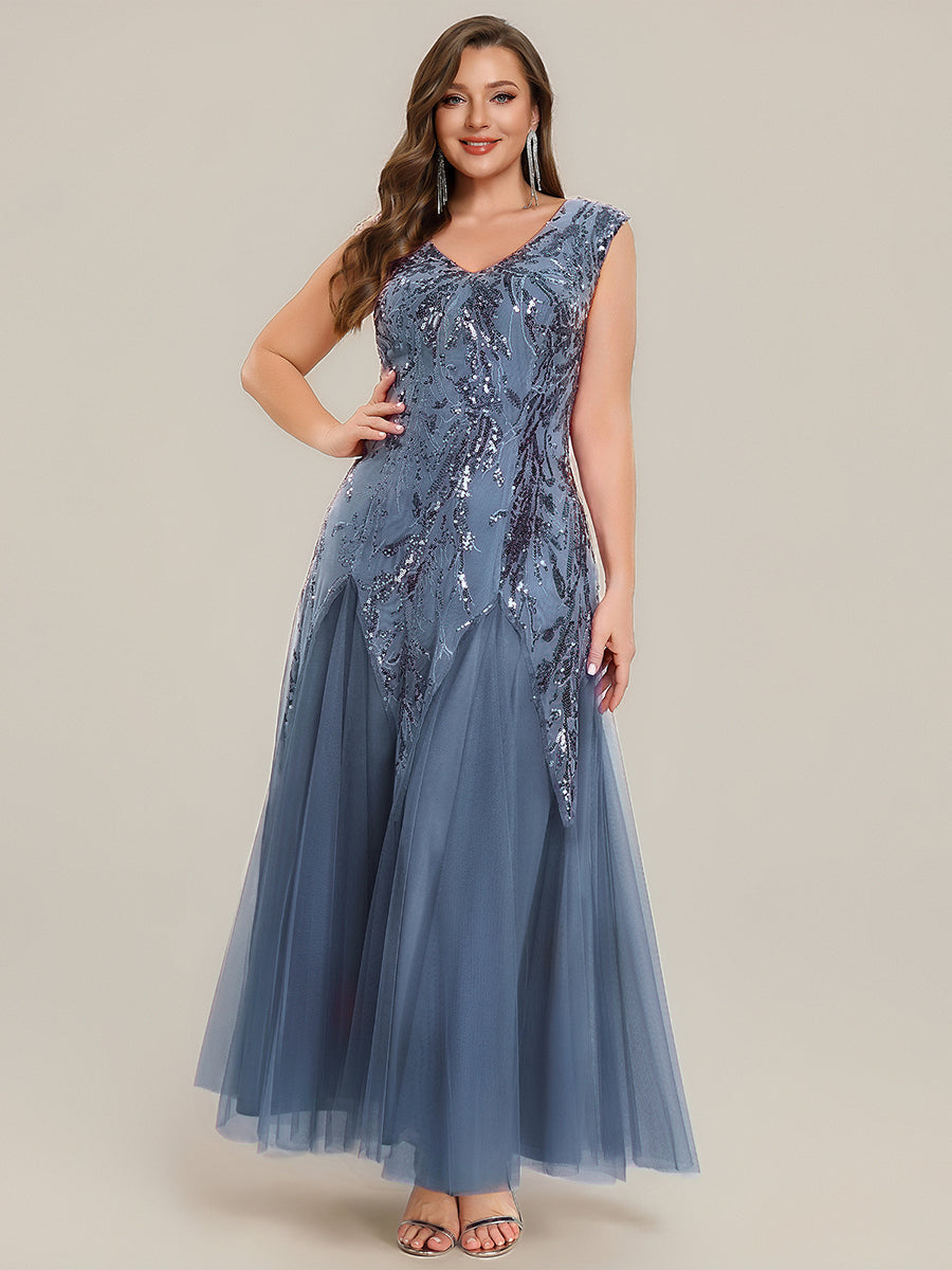 Plus Size V-Neck Sequin High Stretch Cap Sleeve Tulle Formal Dress