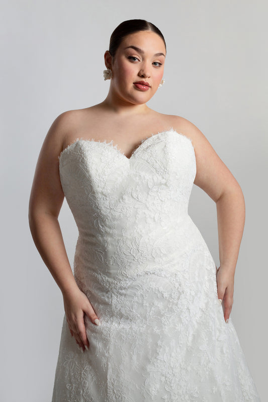 Lace strapless A-line dress