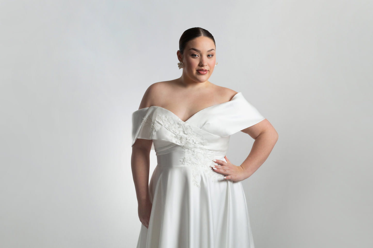 Bardot crossover neckline with trailing lace on bodice, full circular SKT