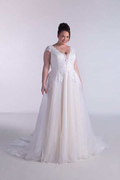 Ballgown Lace Wedding Dress