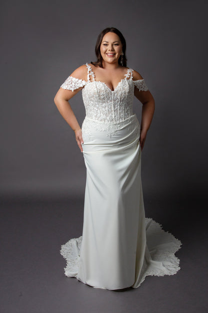 Crepe and Lace wedding dress with cap sleeves