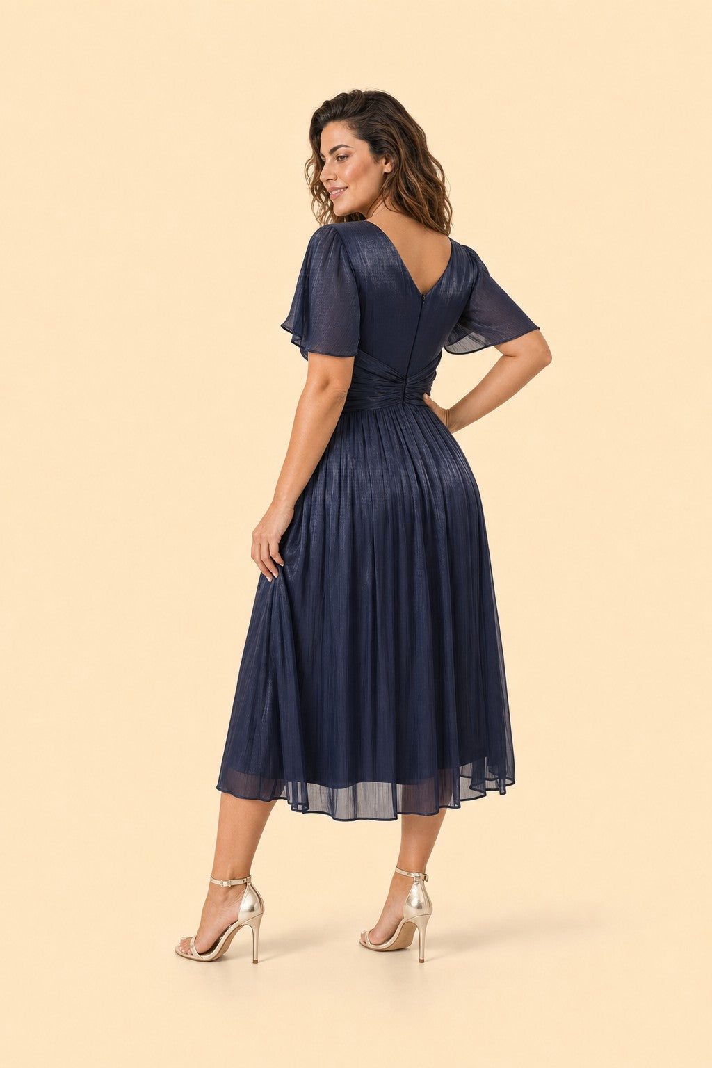 Plus Size Ruched V-Neck A-Line Bridesmaid Dress for Elegant Wedding Guest Look Formal Occasion Wear