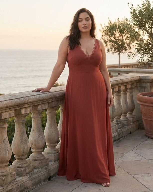 Silvarelle Plus Size Modern Lace Sheath Bridesmaid Dress with Fitted Silhouette for Wedding -N0367