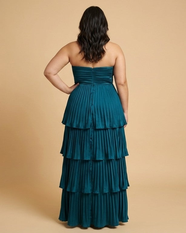 Chantarae Plus Size Minimalist Satin Bridesmaid Dress with Fluid Drape for Wedding Party -N0378