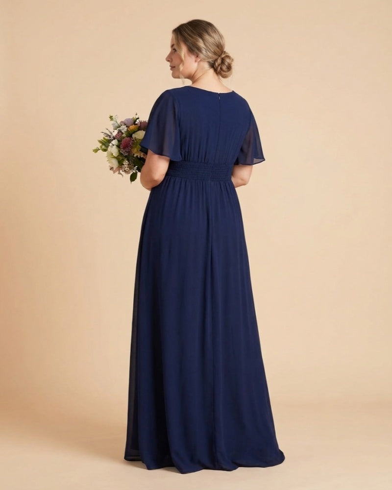 Petaline Elegant Plus Size Bridesmaid Dress with Pleated A-Line Silhouette N0323