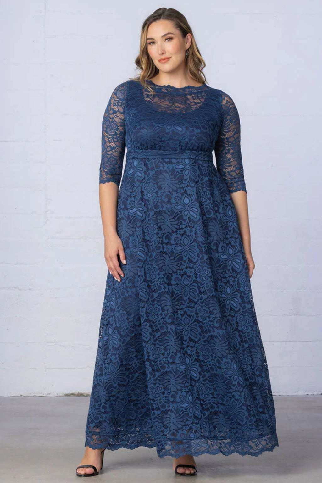 Leona Lace Gown
