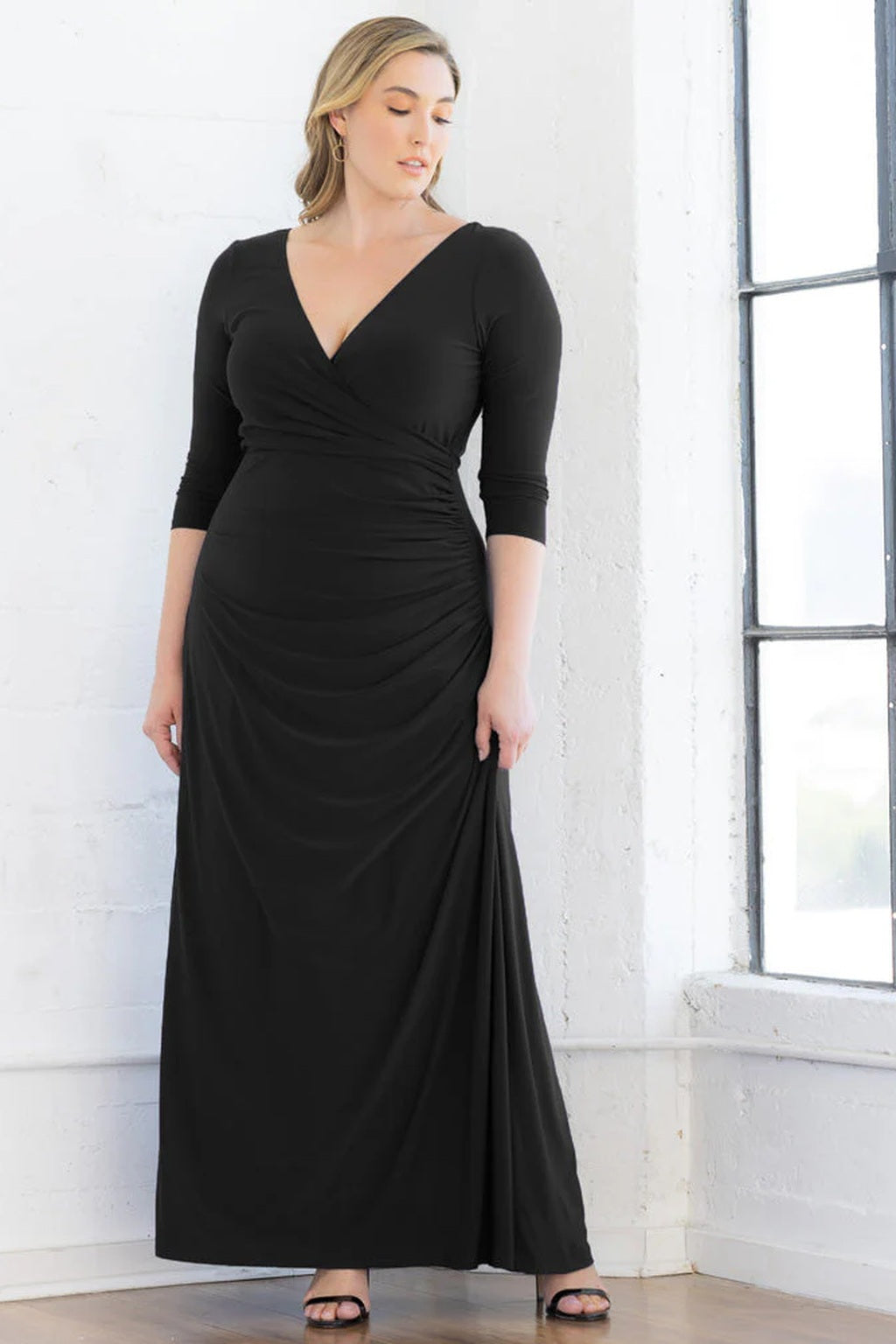 Gala Glam Evening Gown with Sleeves