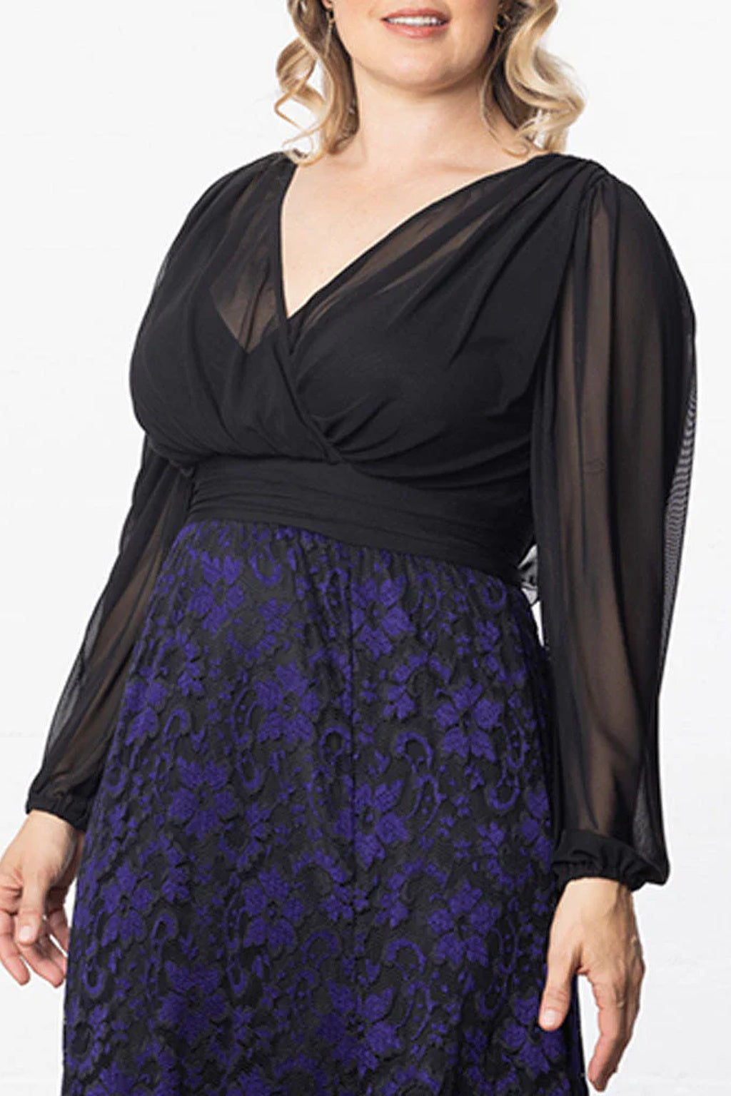 Mon Tresor Lace Evening Gown