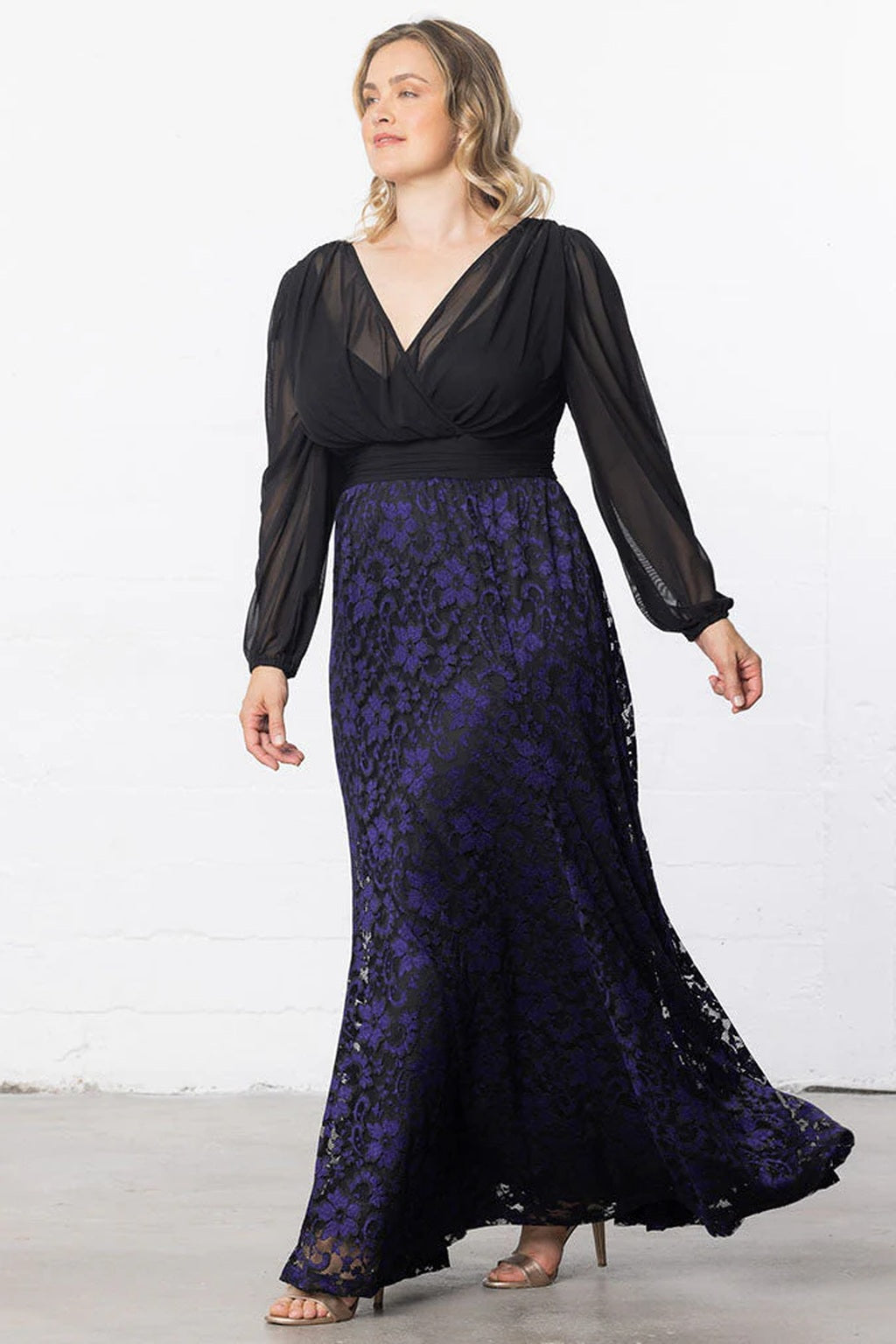 Mon Tresor Lace Evening Gown