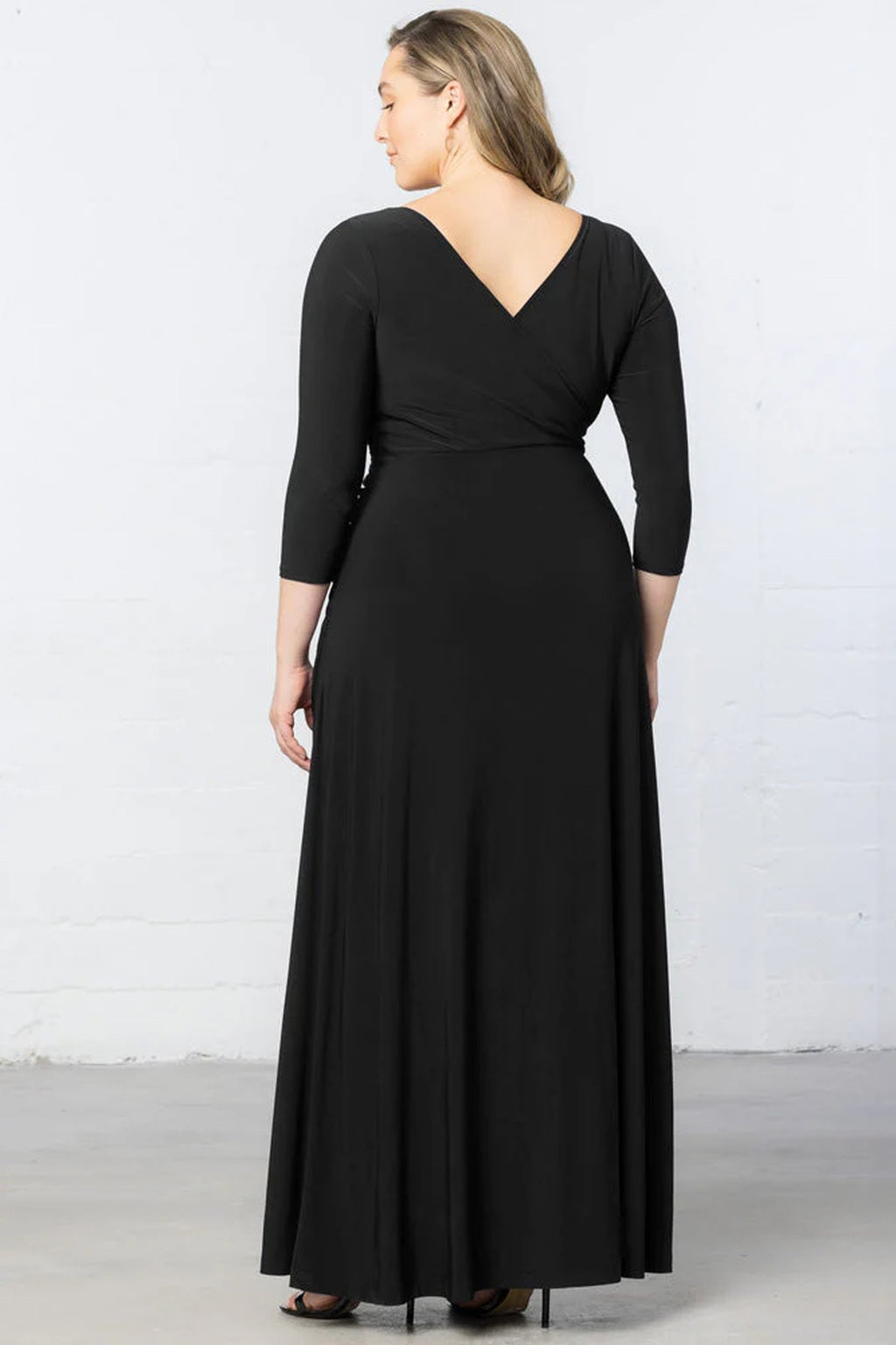 Gala Glam Evening Gown with Sleeves