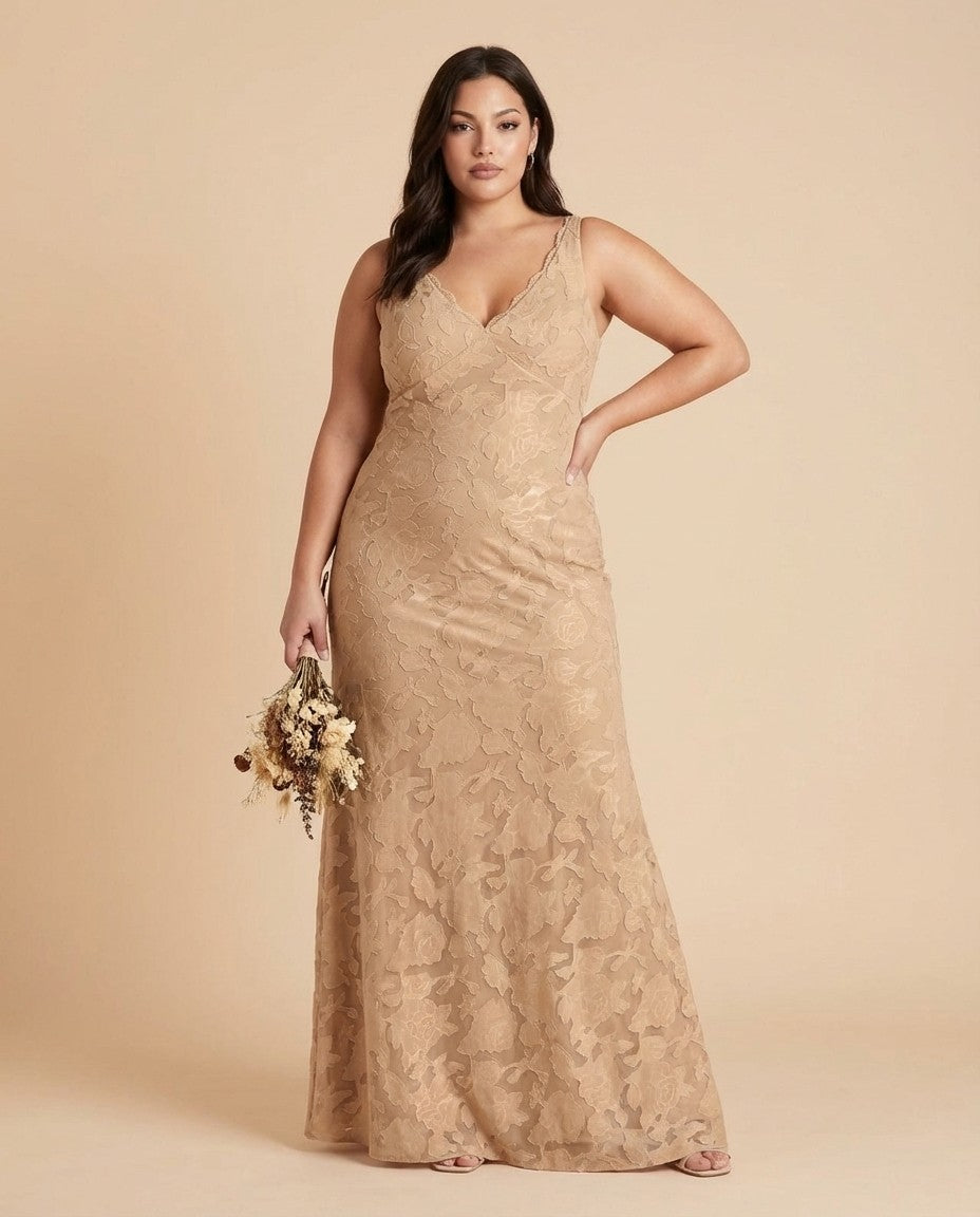 Silvarelle Plus Size Chic Sheath Bridesmaid Dress Side Zip Lace Embellishment Formal Wedding Gown For Curvy Figuress -N0356