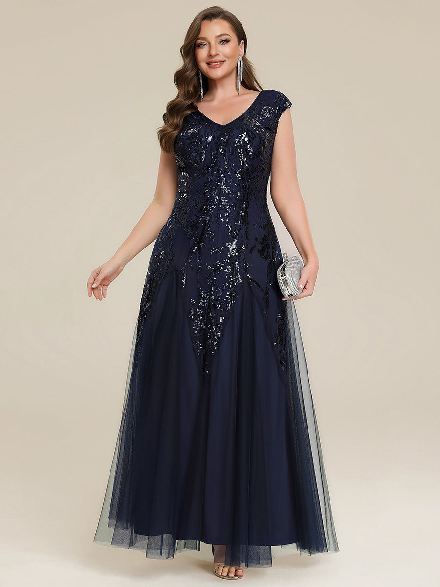 Plus Size V-Neck Sequin High Stretch Cap Sleeve Tulle Formal Dress