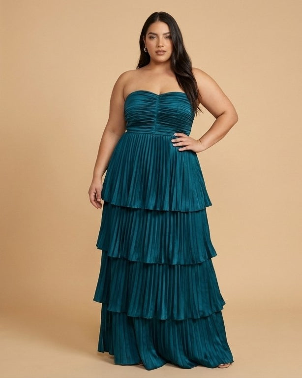 Chantarae Plus Size Minimalist Satin Bridesmaid Dress with Fluid Drape for Wedding Party -N0378