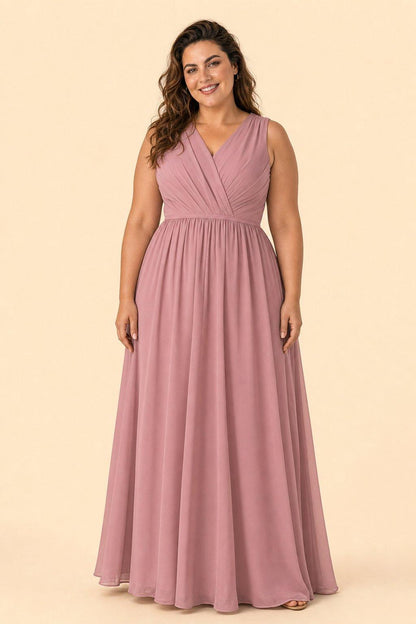 Elegant Plus Size Bridesmaid Dress with Lace Panel Back and Soft Pleats