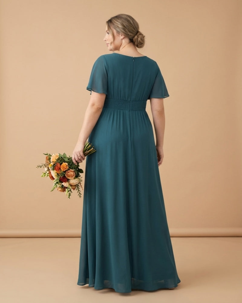 Petaline Elegant Plus Size Bridesmaid Dress with Pleated A-Line Silhouette N0323