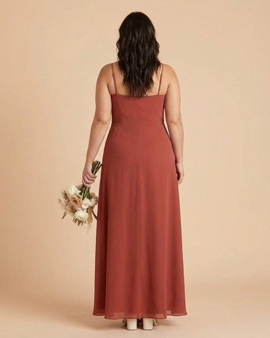 Silvarelle Plus Size Modern Lace Sheath Bridesmaid Dress with Fitted Silhouette for Wedding -N0367