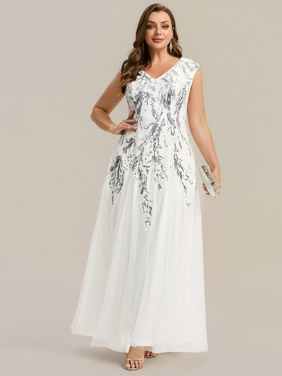 Plus Size V-Neck Sequin High Stretch Cap Sleeve Tulle Formal Dress