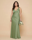Silvarelle Modern Plus Size Sheath Bridesmaid Dress in Stretch Satin for Formal Wedding -N0357
