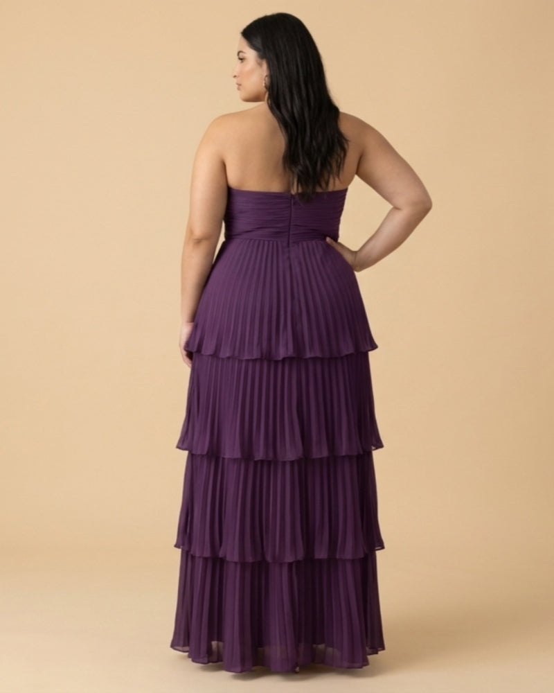 Chantarae Elegant Plus Size A-Line Chiffon Bridesmaid Dress with Sweetheart Neckline - N0373