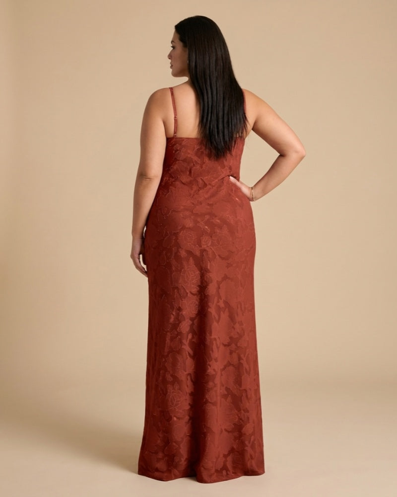 Silvarelle Plus Size Modern Sheath Lace Bridesmaid Dress with Floral Texture for Wedding -N0354