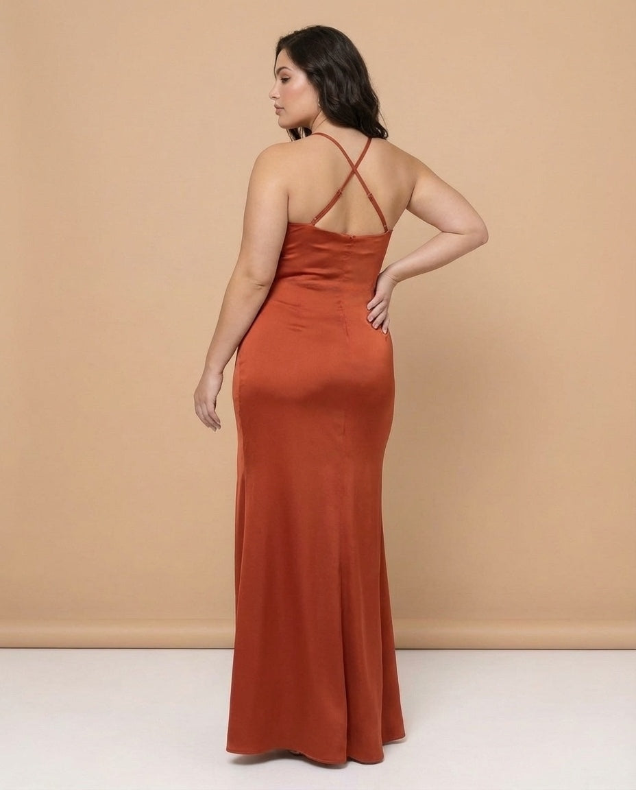 Silvarelle Romantic Sheath Stretch Satin Plus Size Bridesmaid Dress with V-Neck for Weddings - N0361