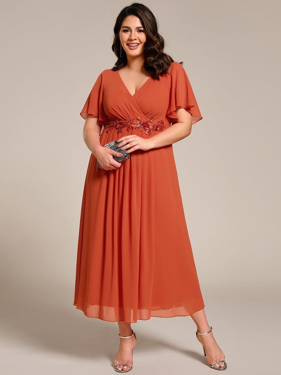 Plus Size Elegant Short Sleeves V-Neck Floral Applique Wedding Guest Dress