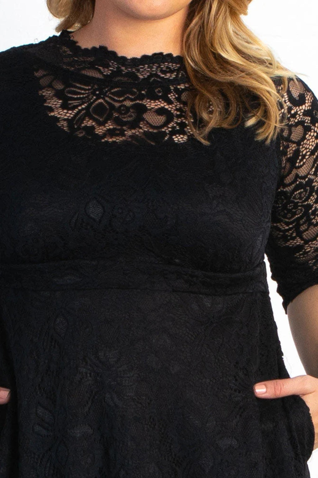 Leona Lace Gown
