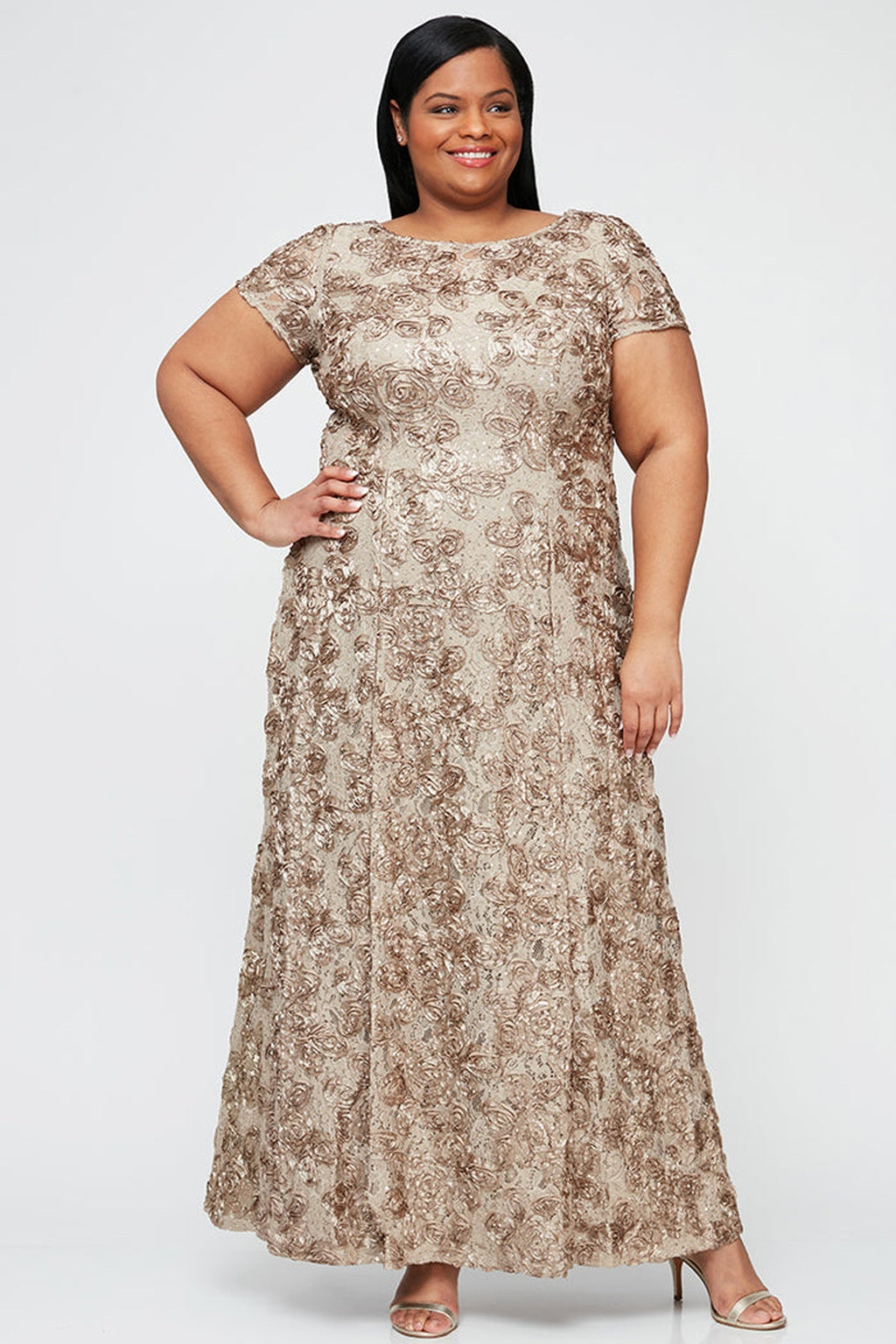 Plus Evelyn Rosette Lace Long Gown