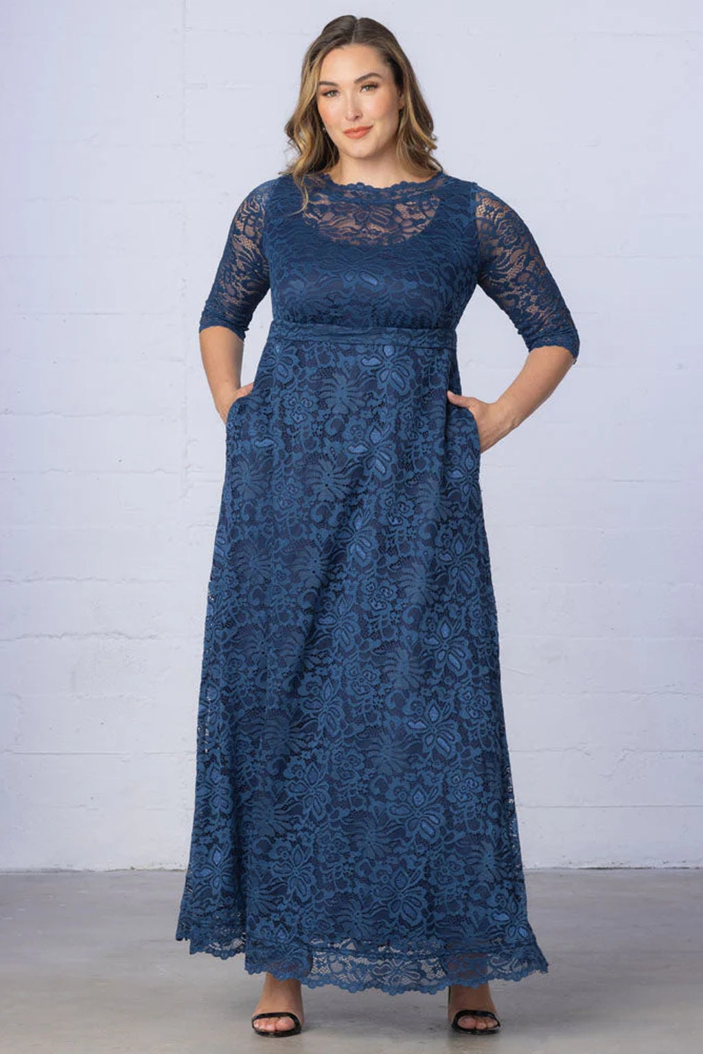 Leona Lace Gown