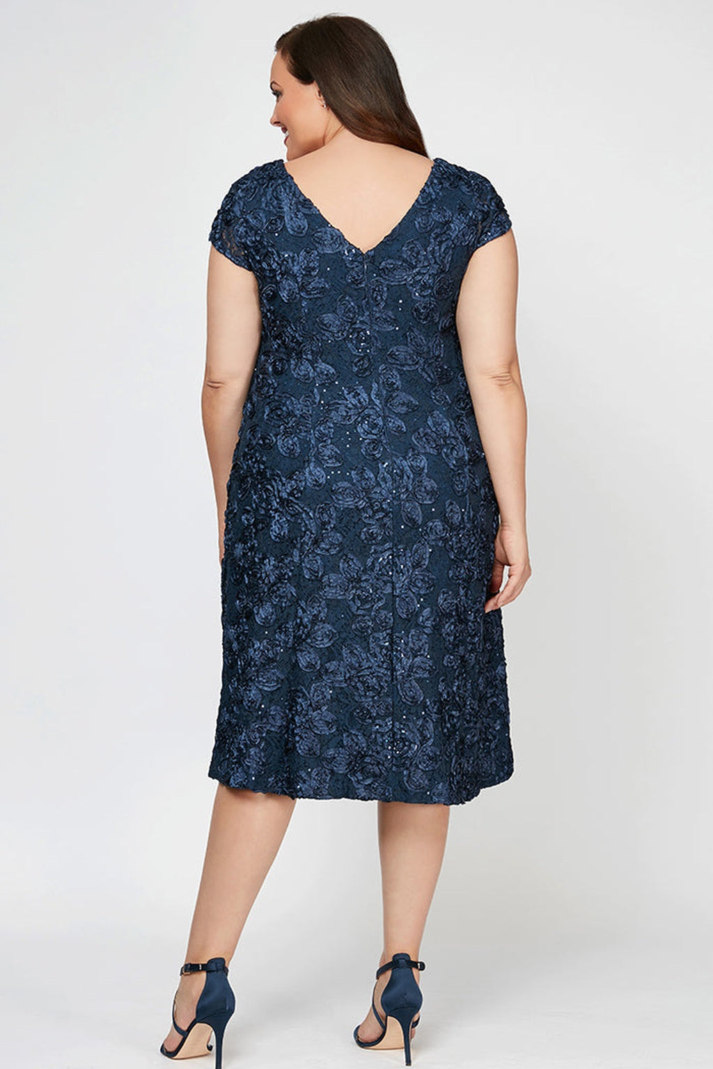 Plus Audrey Rosette Lace Short Dress