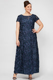 Plus Evelyn Rosette Lace Long Gown